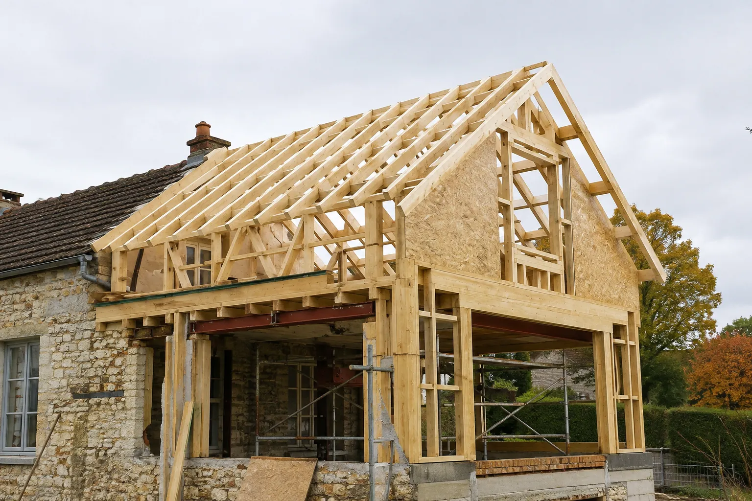 aménagement combles charpente ; transformation fermette combles ; renforcement plancher combles ; création volume sous toiture